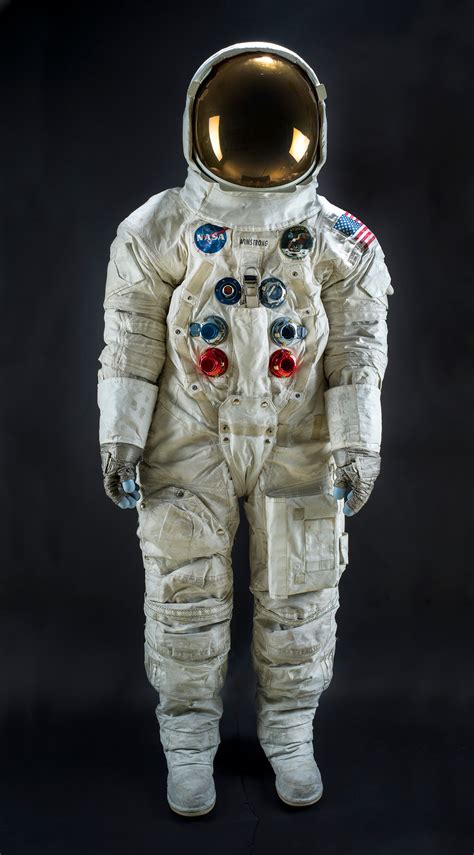 neil armstrong space suit smithsonian